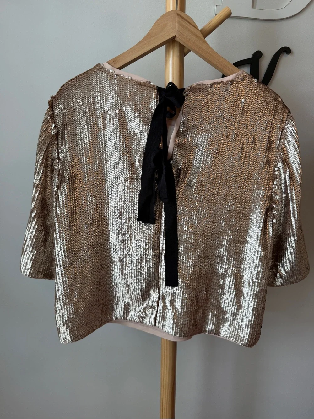 J Crew Rose Gold Sequins Top Bow Back Cropped Blouse Size 10 Party Holiday